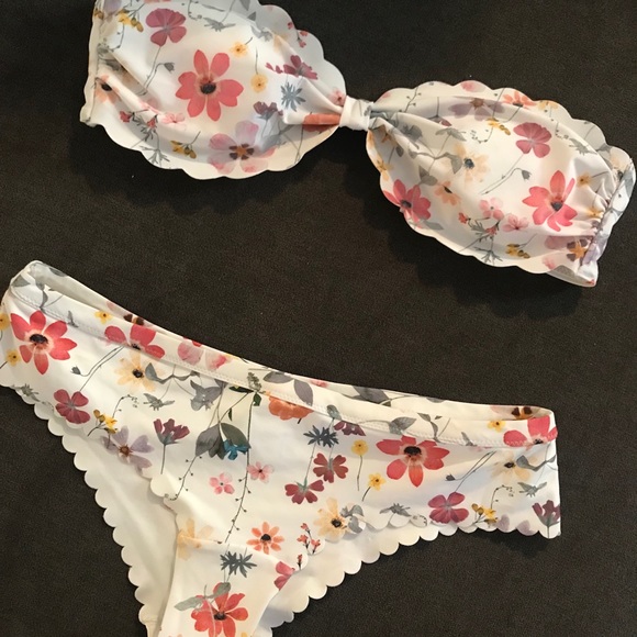 h and m scalloped bikini